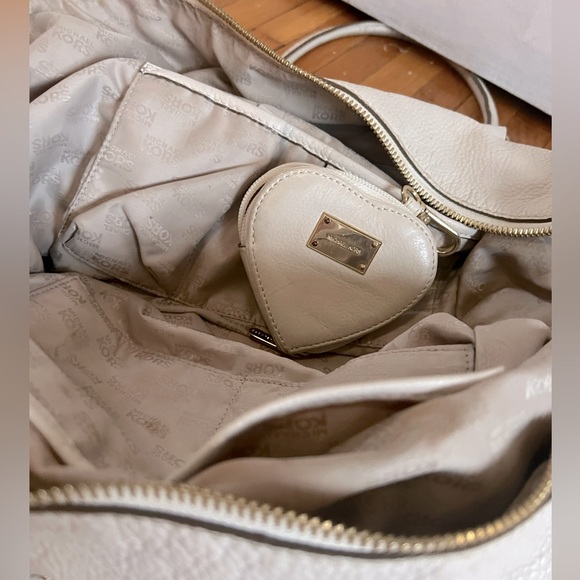 MICHAEL by Michael Kors leather cream shoulder bag purse - Picture 4 of 5